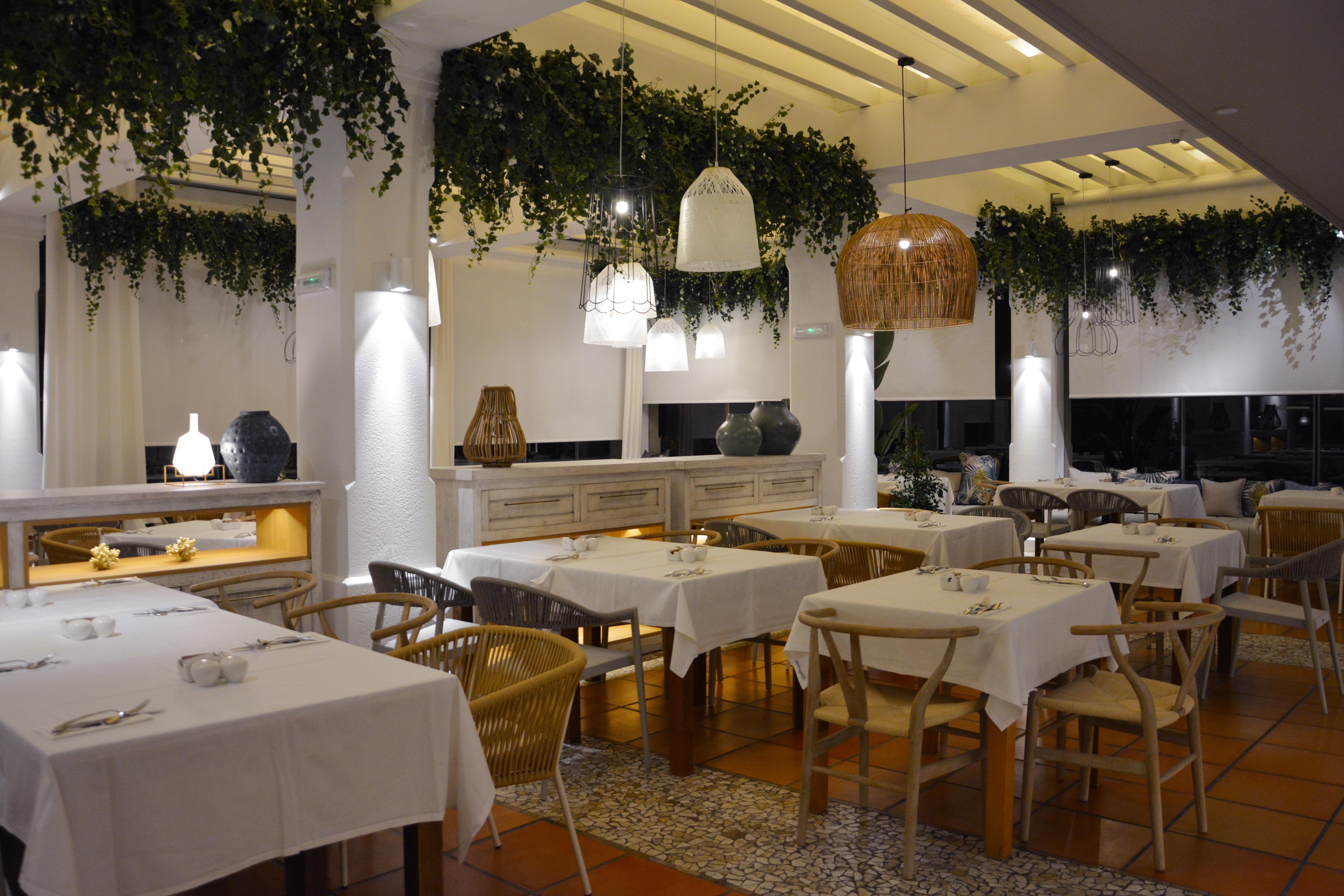 Sh加迪亚别墅酒店 阿尔啼 外观 照片 Interior of the restaurant